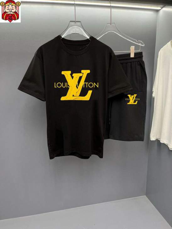 Picture of LV Shirt Pant Suits _SKULVM-5XLkdtr21823708